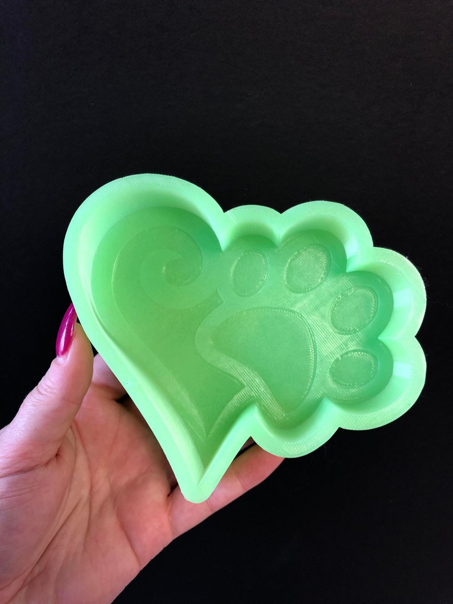 Scrolled Paw Heart Silicone