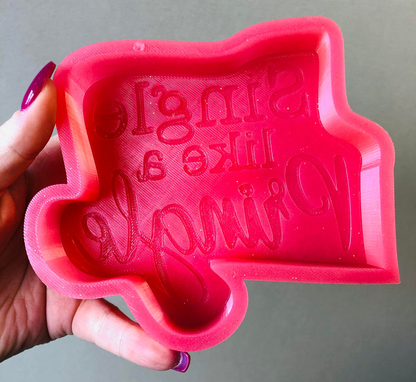 Single like a Pringle Silicone