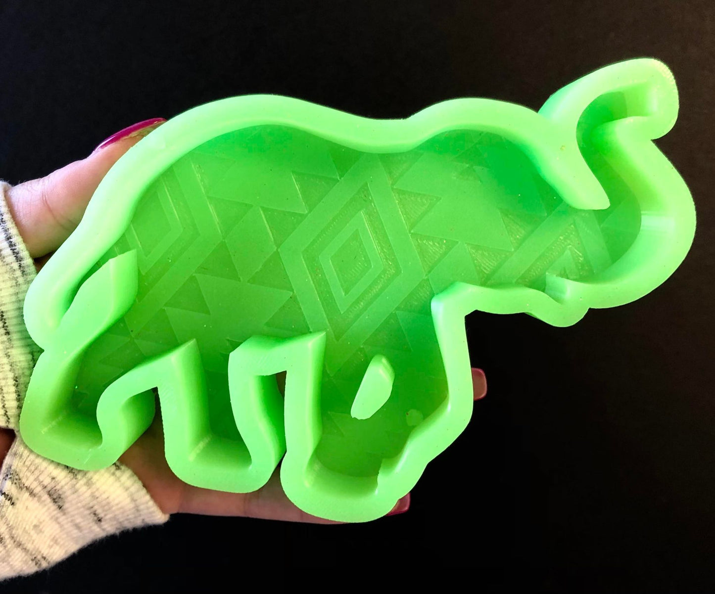 Aztec Elephant Silicone©