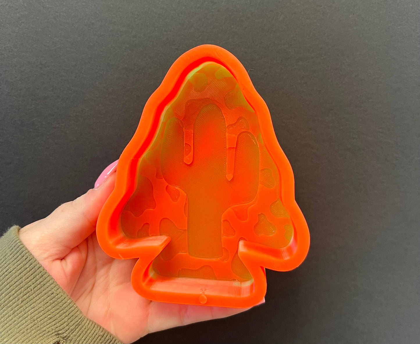 Cactus Cow Print Arrow Silicone©