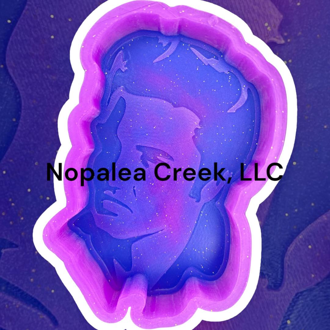 E the King Silicone Mold