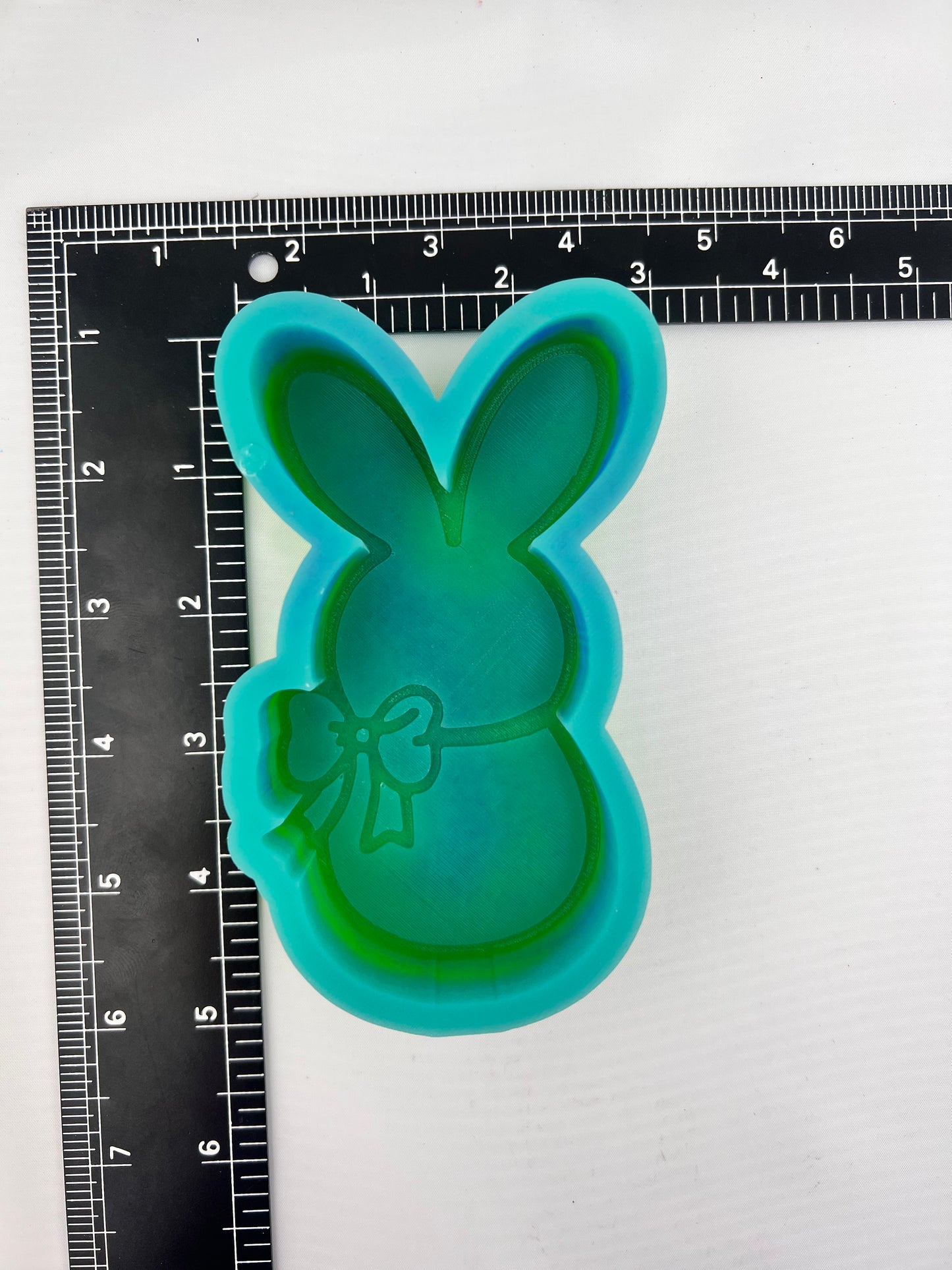 Peep & Bow Silicone Mold