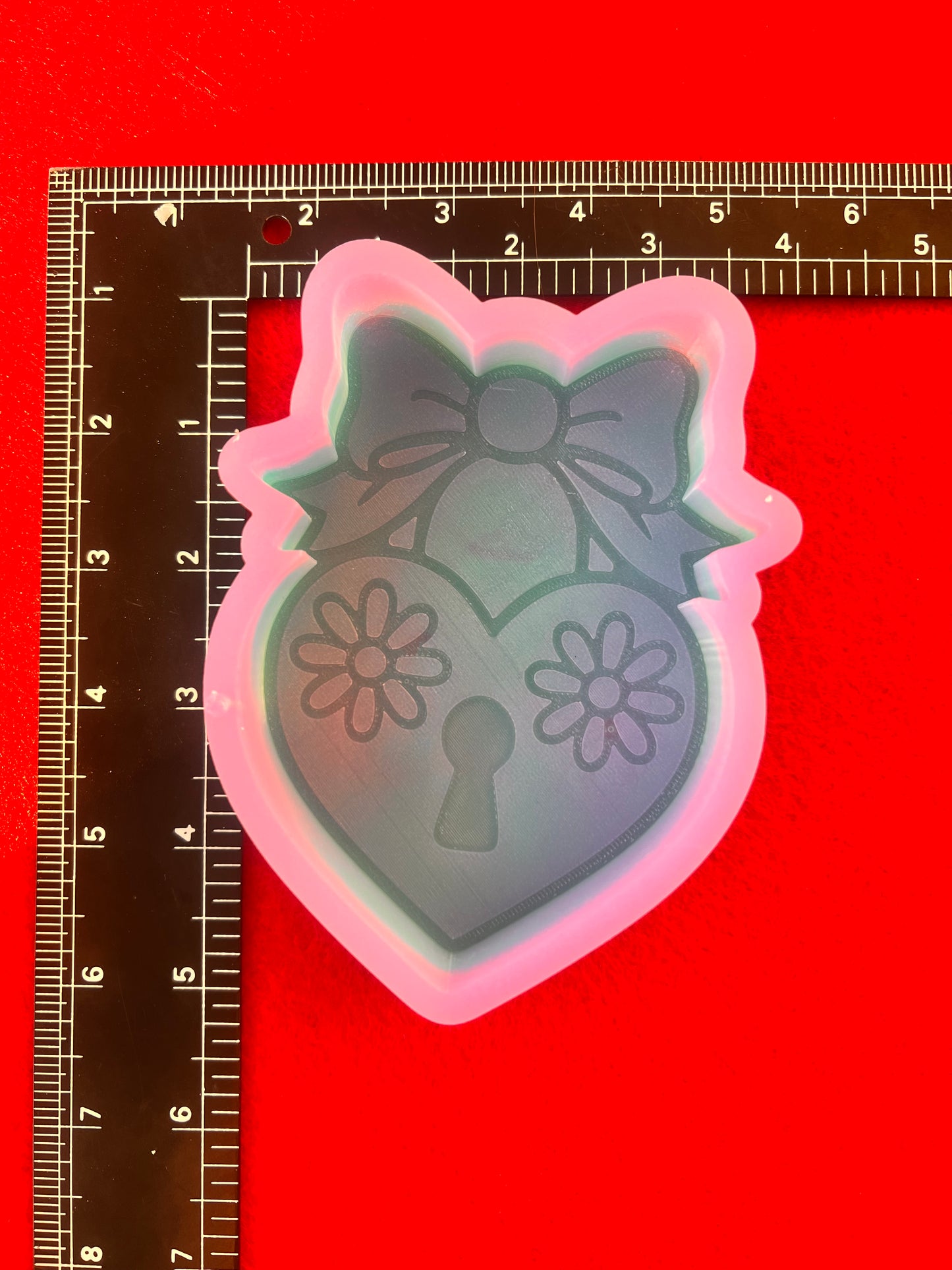 Daisy Lock It Silicone Mold©