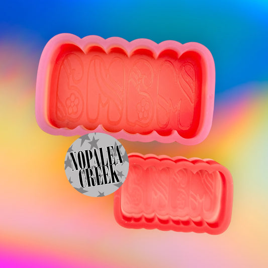 Groovy Mama Silicone Mold
