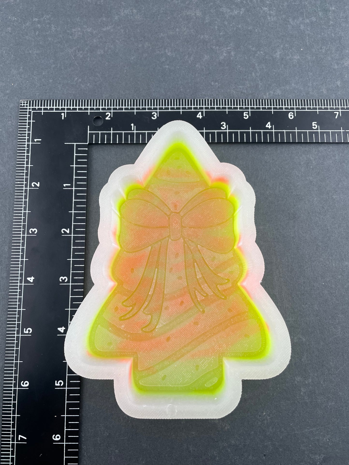 It's a Snack Bow Silicone Mold©