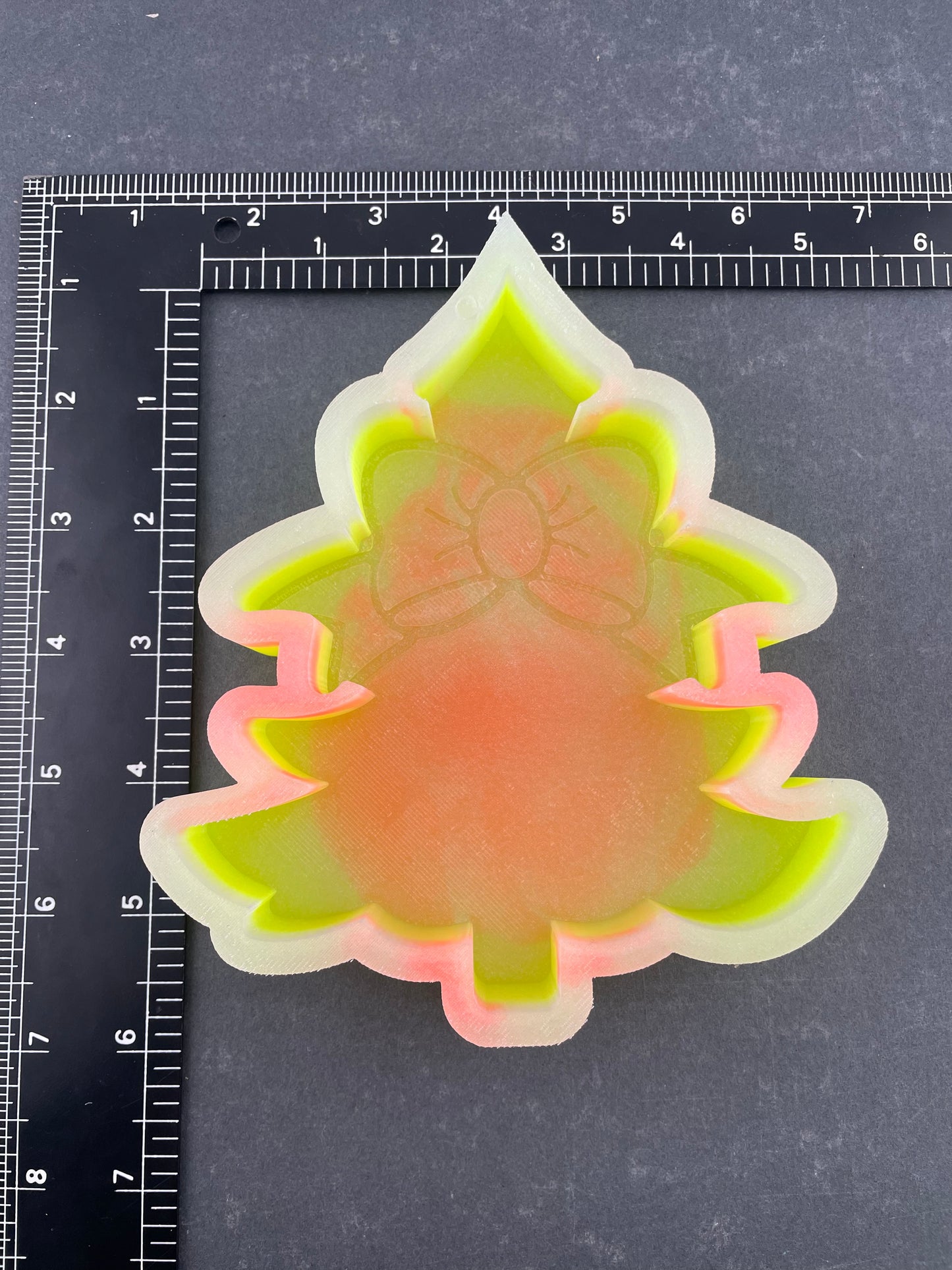 Christmas Tree w/Bow Silicone Mold©