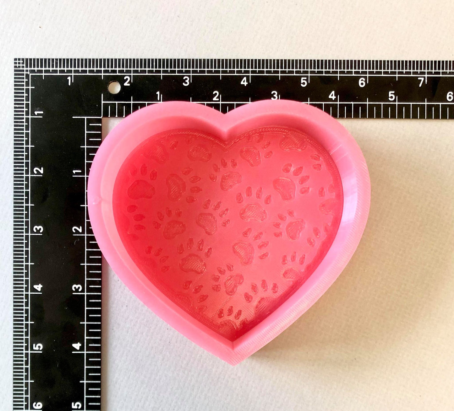 Multiple Paws Heart Silicone