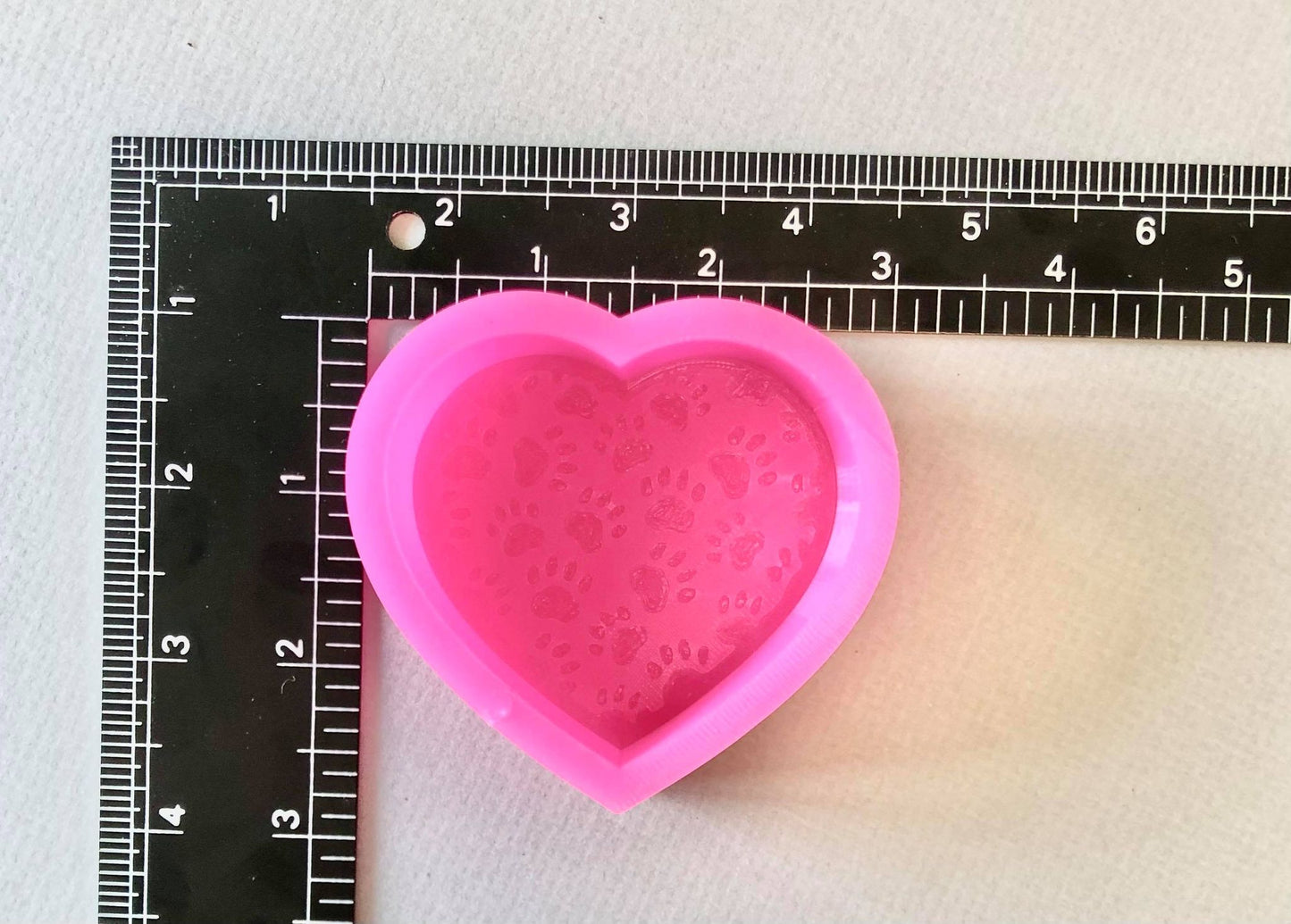 Multiple Paws Heart Silicone